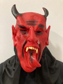 Čert maska s jazykem 